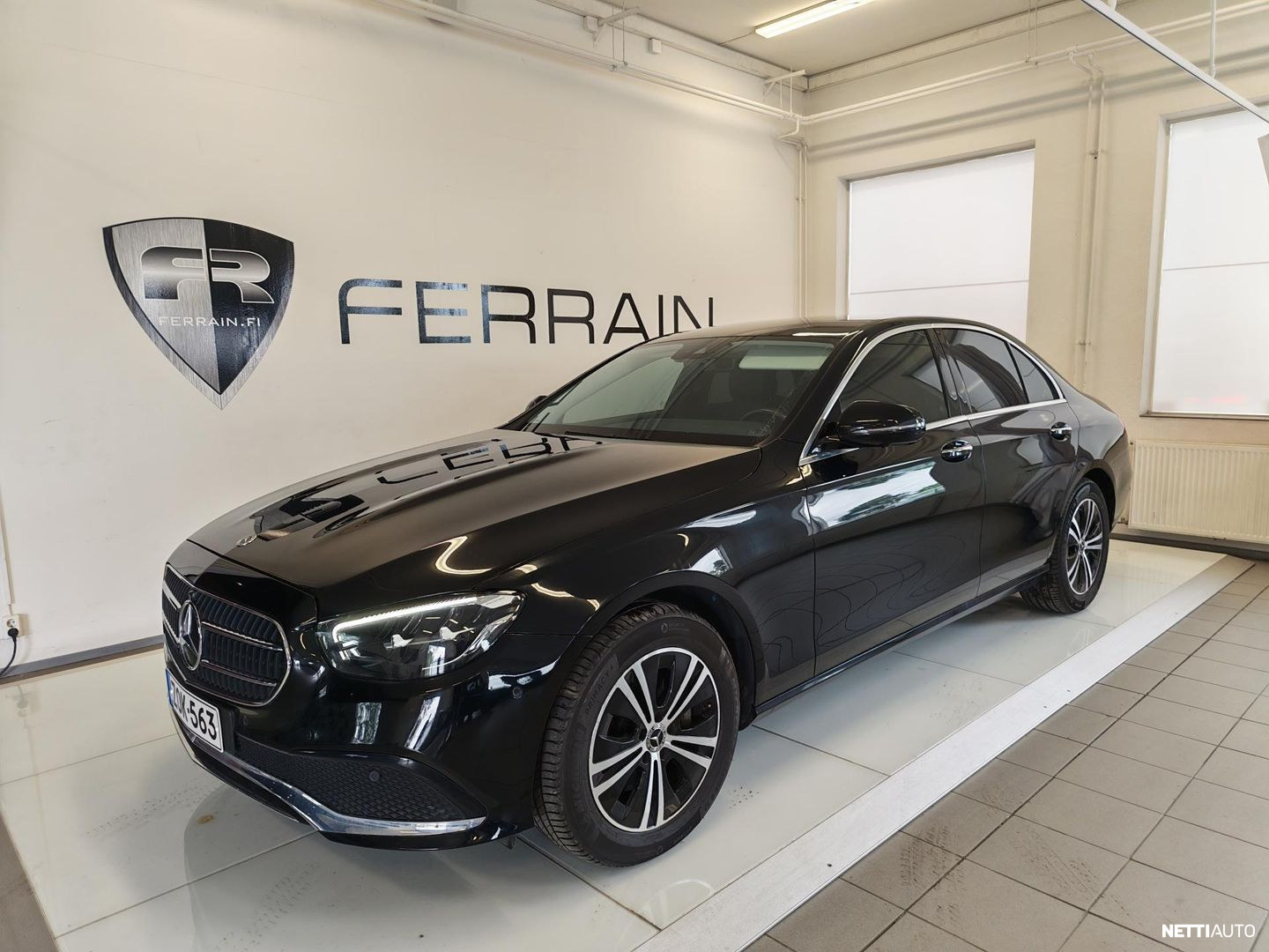 Mercedes-Benz E