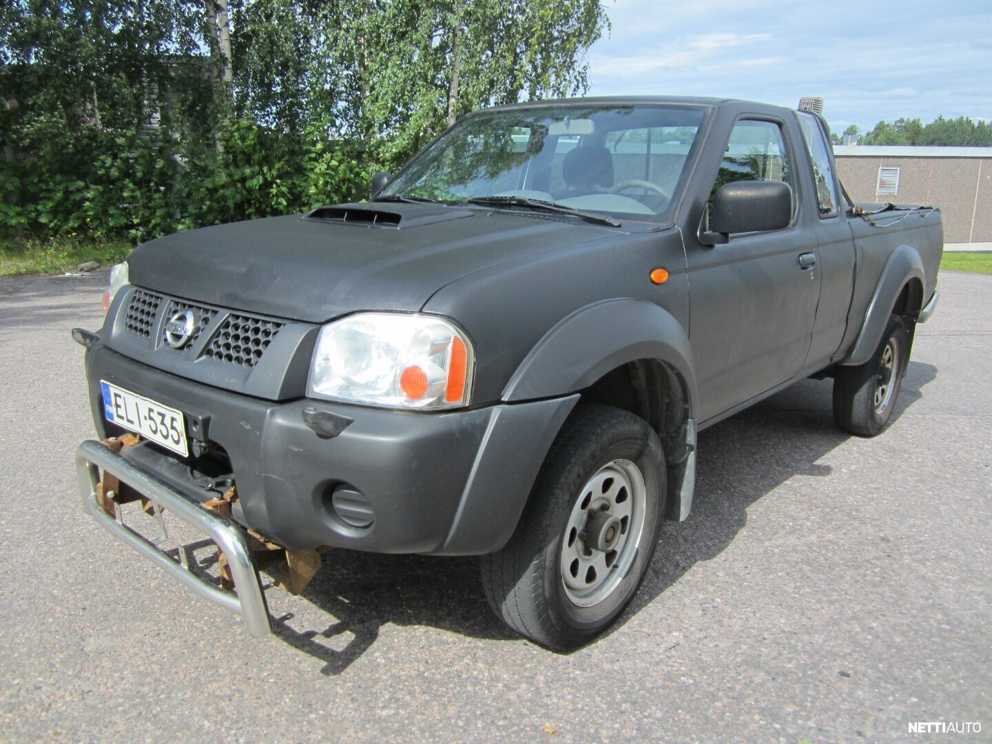 Nissan NP300