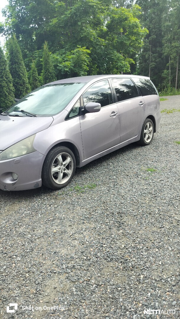 Mitsubishi Grandis