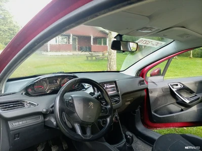 Peugeot 208 Active VTi 95 3-ov 2012, photo 6/6