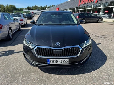 Skoda Octavia 2020, photo 2/9