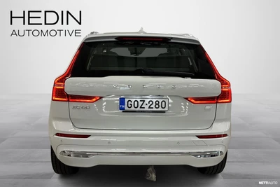 Volvo XC60 2022, photo 3/34