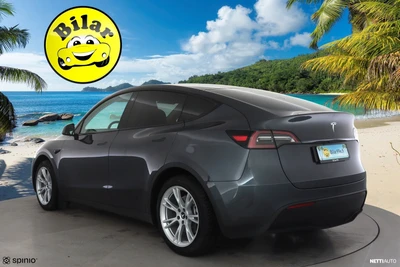 Tesla Model Y RWD 2023, photo 4/32