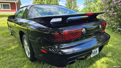 Pontiac Firebird Trans Am 1999, photo 2/4