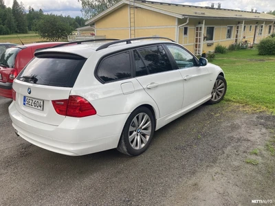 BMW 318 2009, photo 4/9