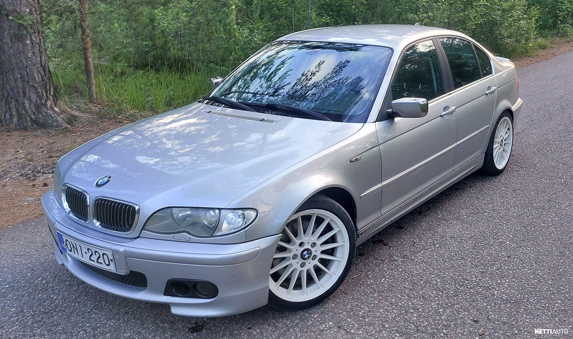 BMW 330