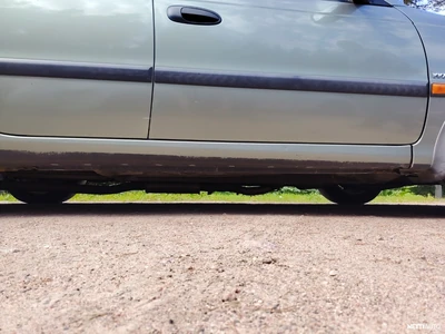 Toyota Avensis 2001, kuva 7/10