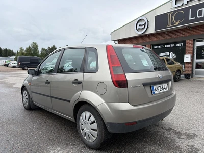 Ford Fiesta 1.3 5d 2004, photo 3/12