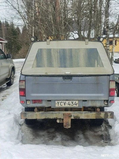 Toyota Hilux 2000, photo 3/8