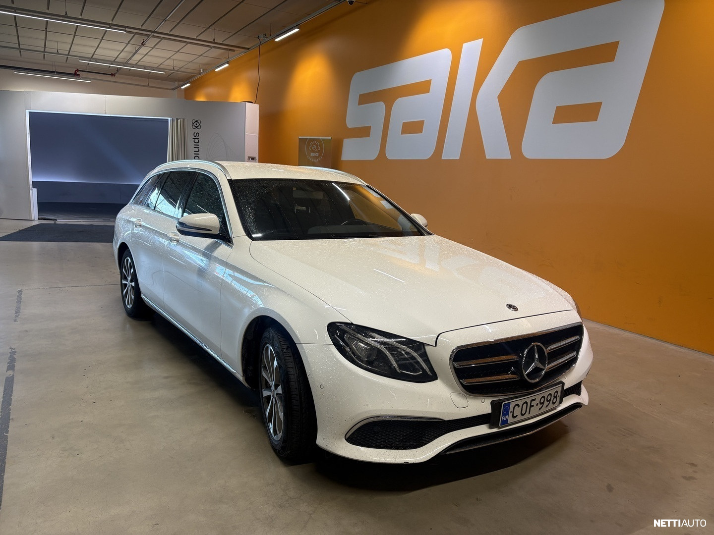 Mercedes-Benz E