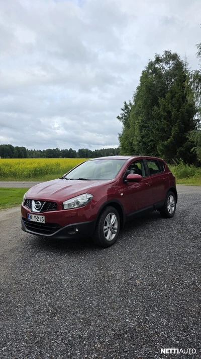 Nissan Qashqai 2012, photo 1/5