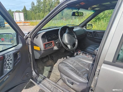 Jeep Grand Cherokee 5,9 V8 A4 Limited LX 1998, kuva 4/6