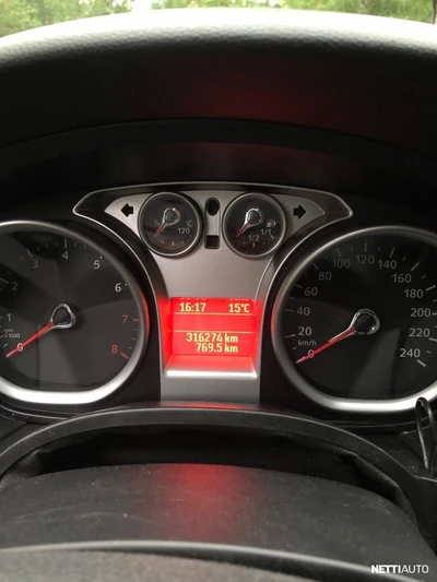 Ford Focus 1,8 125hv Trend M5 5-ovinen 2008, photo 6/7