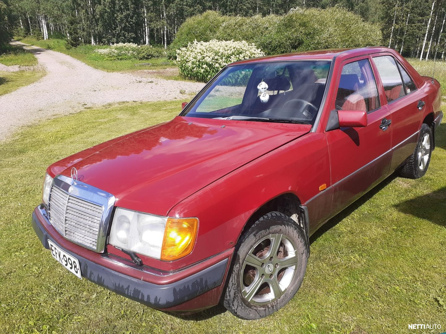 Mercedes-Benz E
