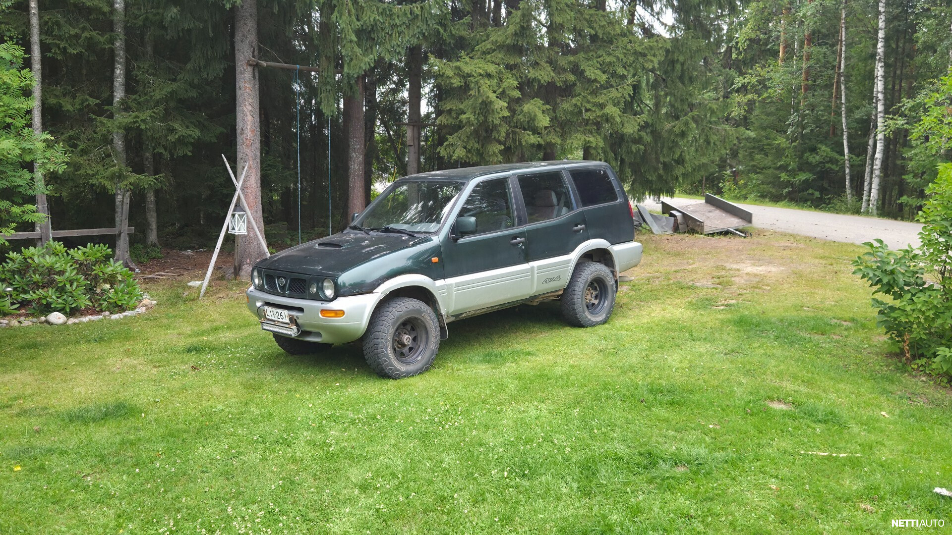 Nissan Terrano II