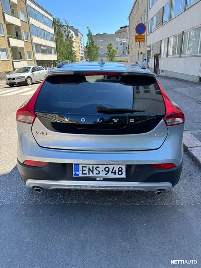 Volvo V40 Cross Country D4 Summum aut 2016, photo 6/13