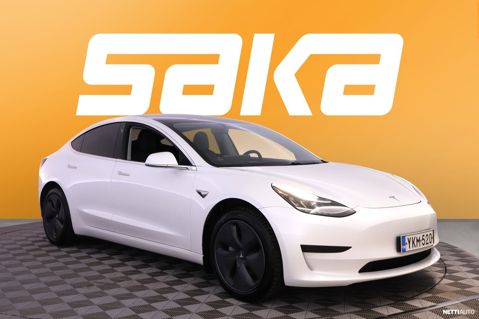 Tesla Model 3 Standard RWD Plus
